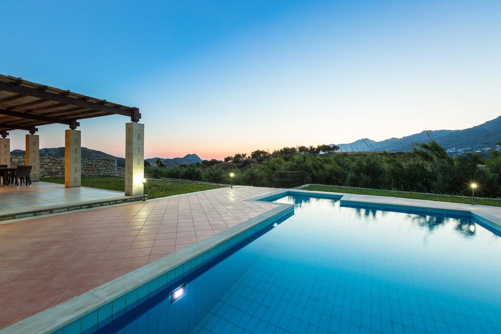 Poseidon Villa, Nestled In The Picturesque South, By Thinkvilla Lefkogeia Exterior photo