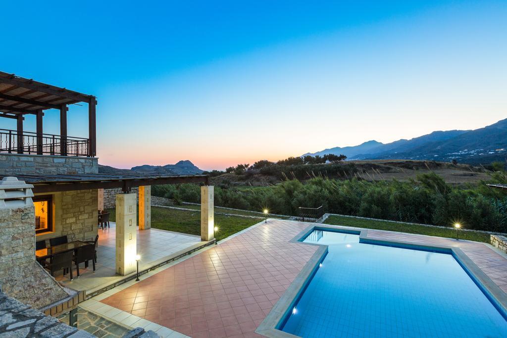 Poseidon Villa, Nestled In The Picturesque South, By Thinkvilla Lefkogeia Exterior photo